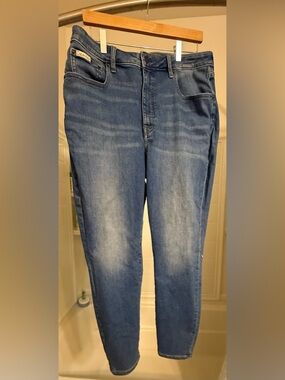 Calvin Klein Jeans Curvy High Rise Skinny